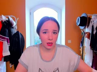 Lana Chan (if u dont love me-u baka!)'s Live Cam
